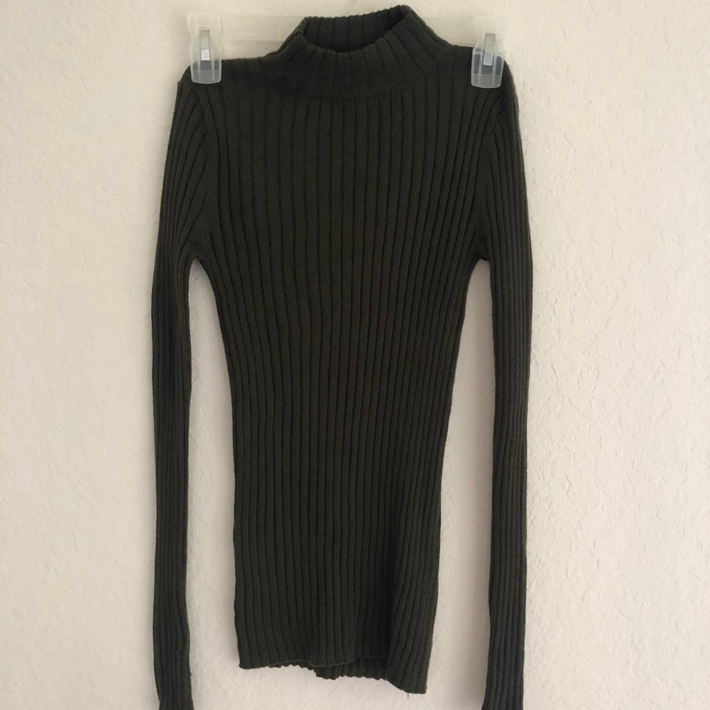 Olive turtleneck